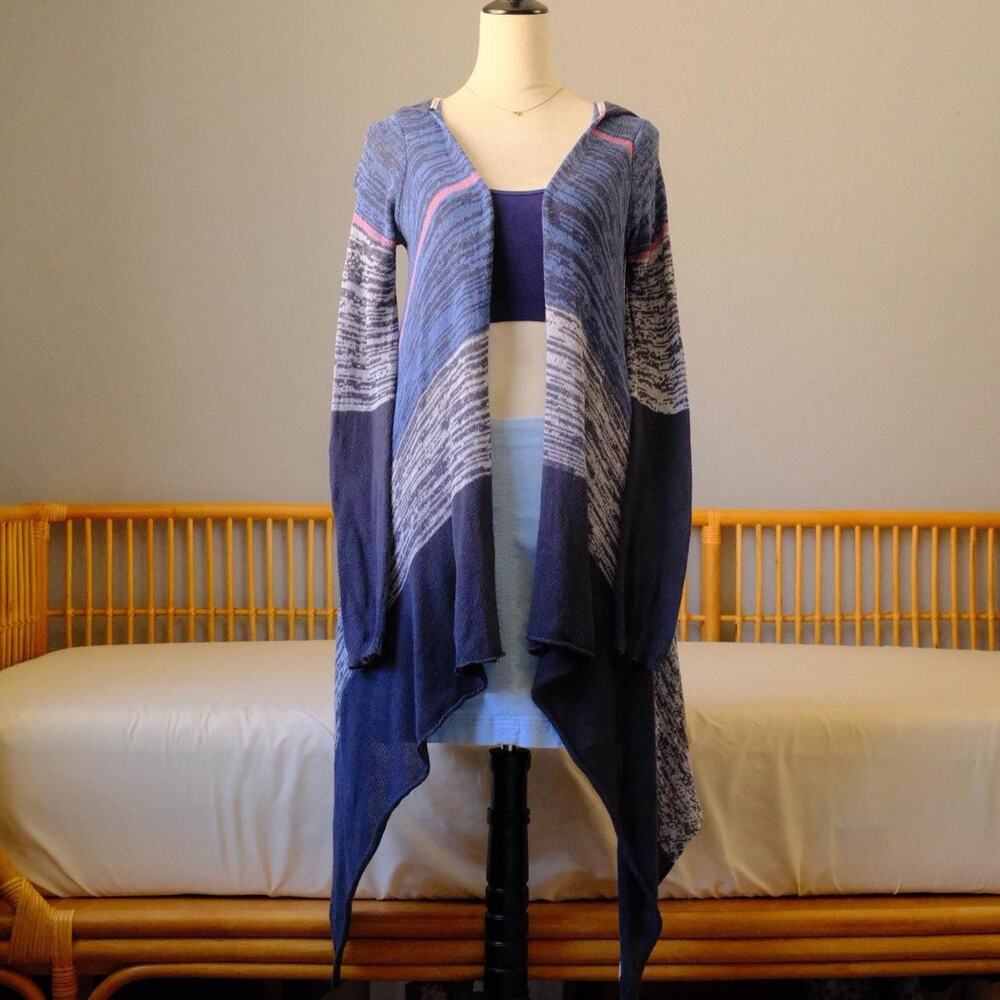 Roxy Knit Hooded Cardigan – Coastal Breeze Energy